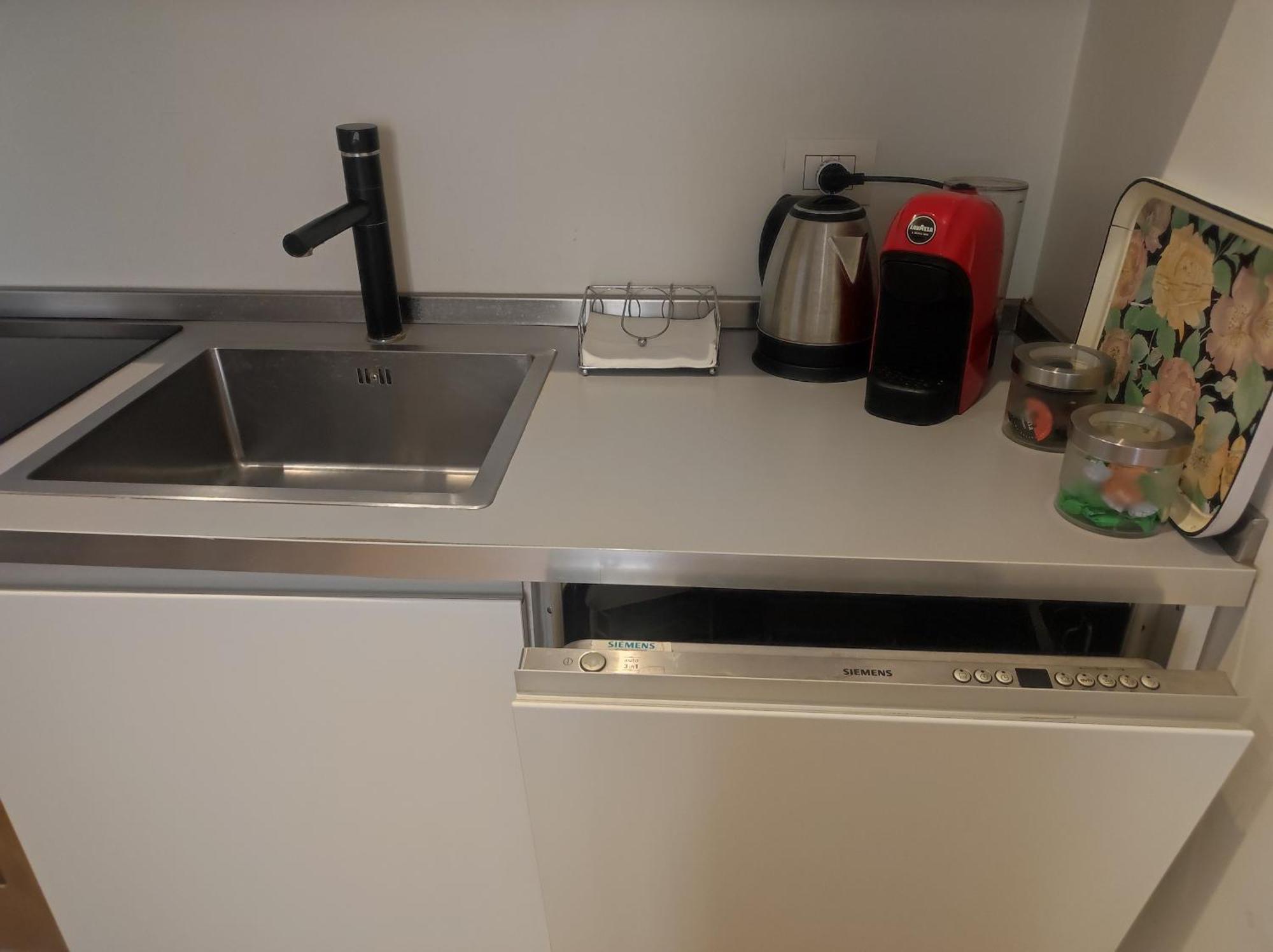 מילאנו Maria Holiday Homes -Vitruvio 42 Appartamenti מראה חיצוני תמונה